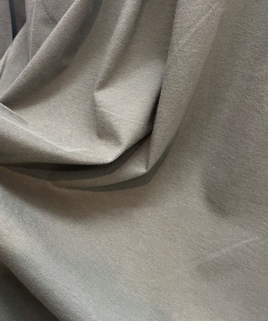 パジャマの次に着るカットソー、日常のユニフォーム ナナイロトイロ チュニックカットソー