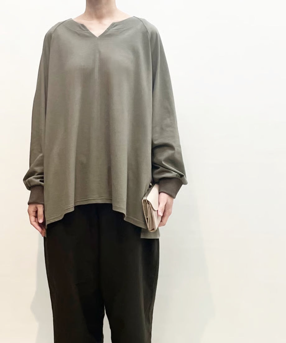 パジャマの次に着るカットソー、日常のユニフォーム　ナナイロトイロ　チュニックカットソー