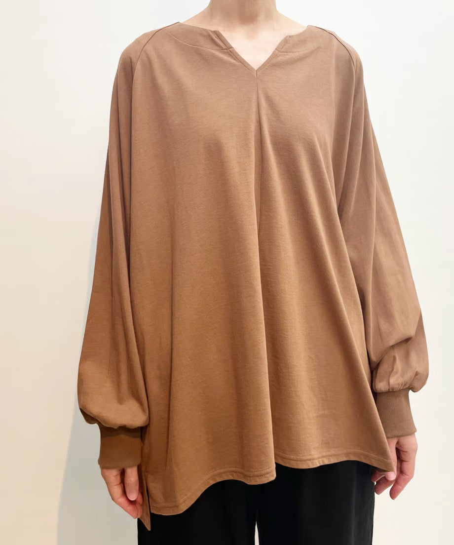 パジャマの次に着るカットソー、日常のユニフォーム　ナナイロトイロ　チュニックカットソー