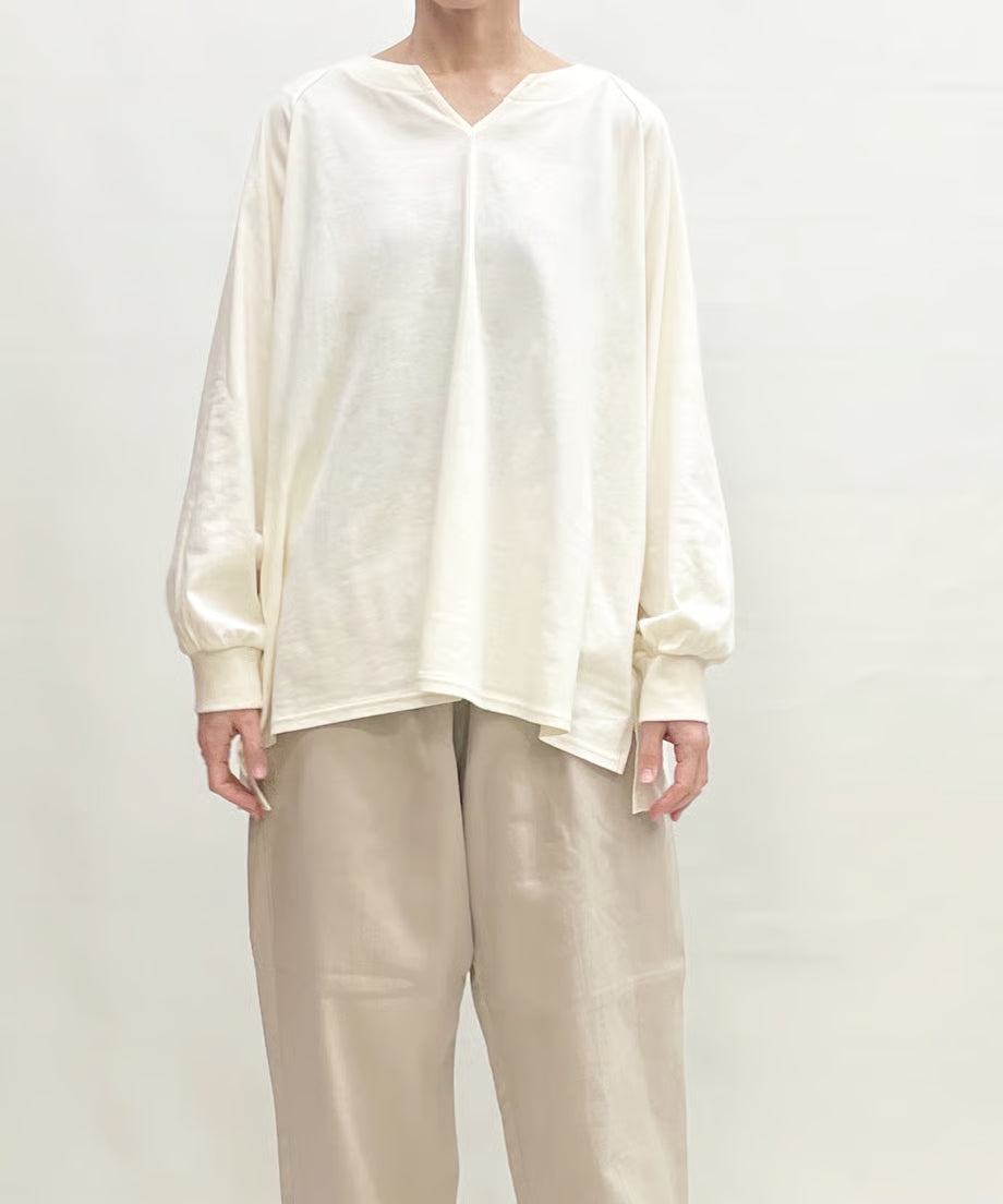 パジャマの次に着るカットソー、日常のユニフォーム　ナナイロトイロ　チュニックカットソー