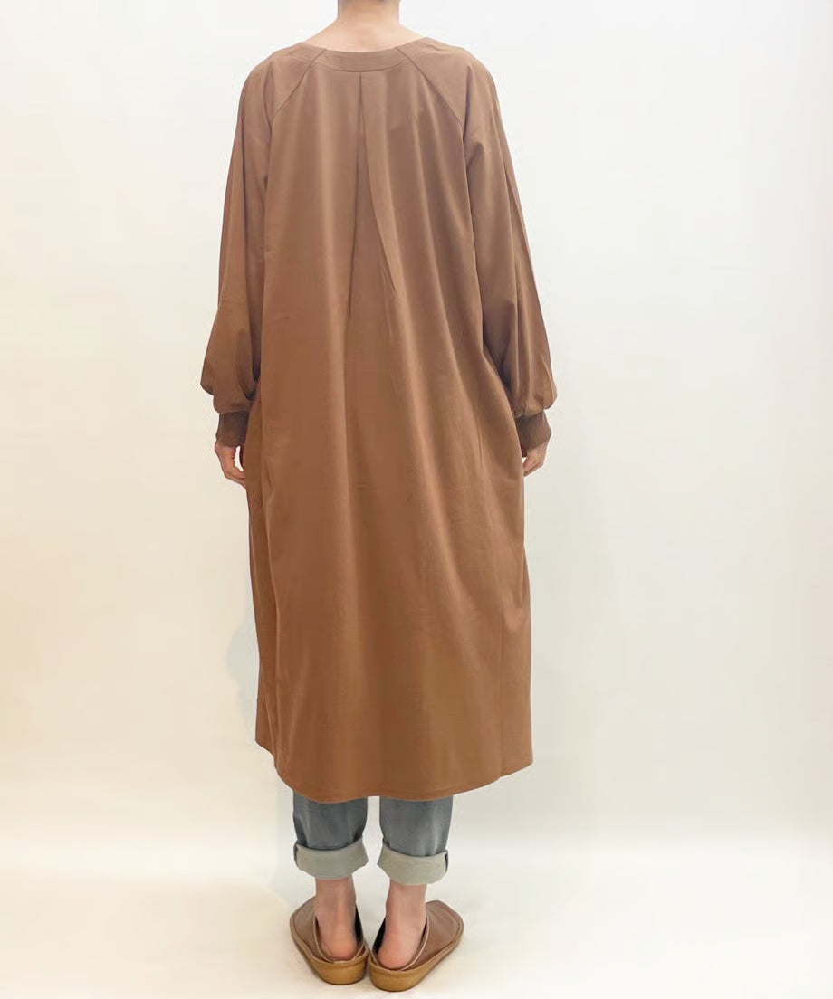 パジャマの次に着るワンピース、日常のユニフォーム　ナナイロトイロ　チュニックワンピース