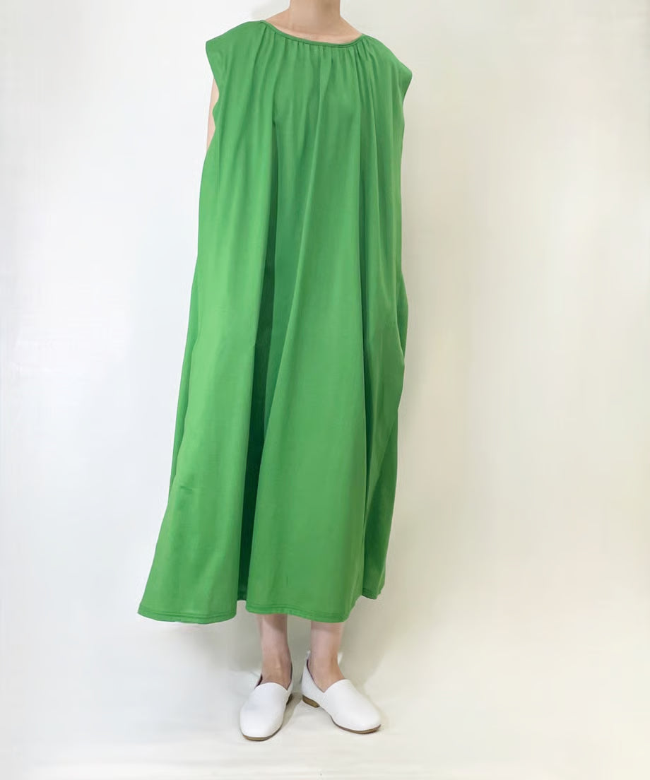 パジャマの次に着るワンピース、日常のユニフォーム　ナナイロトイロ　コットンワンピース