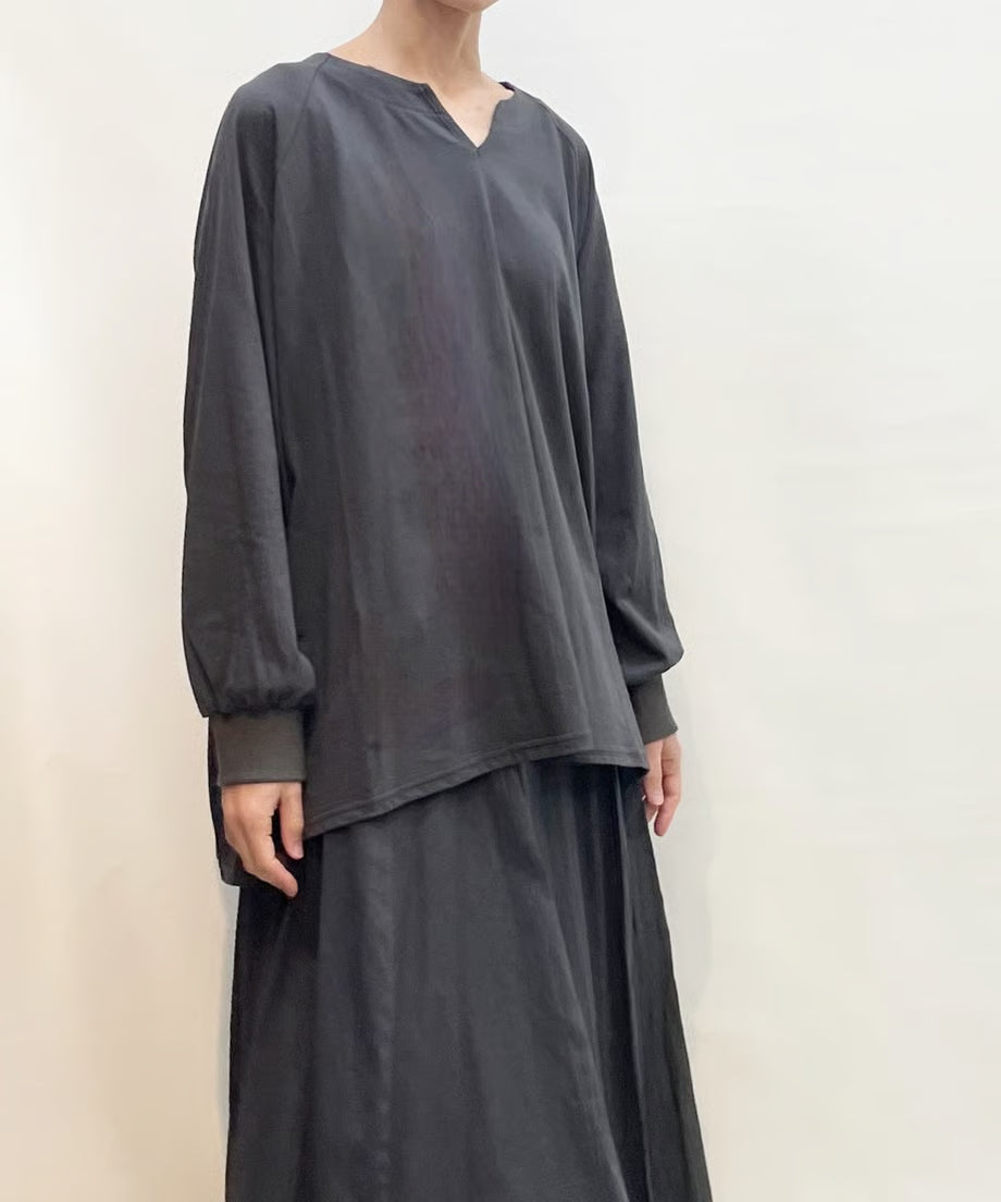 パジャマの次に着るカットソー、日常のユニフォーム　ナナイロトイロ　チュニックカットソー