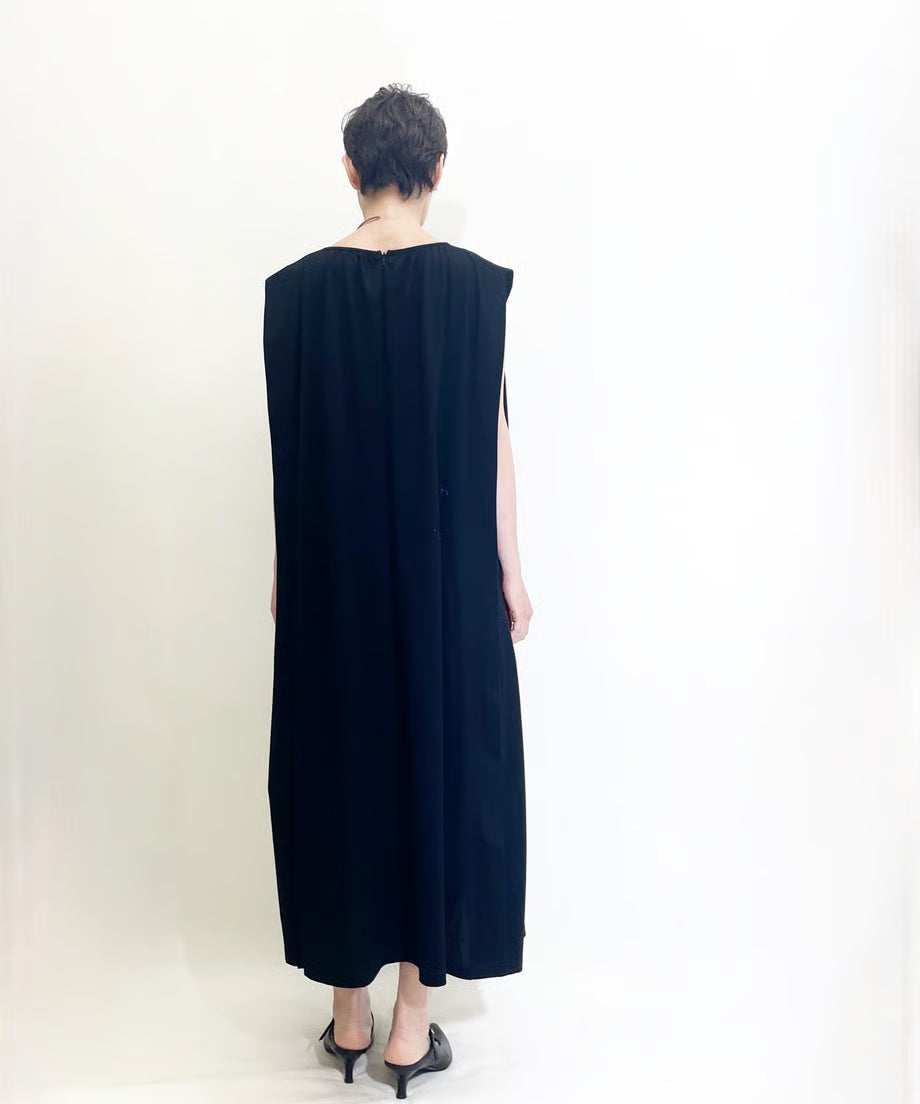 パジャマの次に着るワンピース、日常のユニフォーム　ナナイロトイロ　コットンワンピース