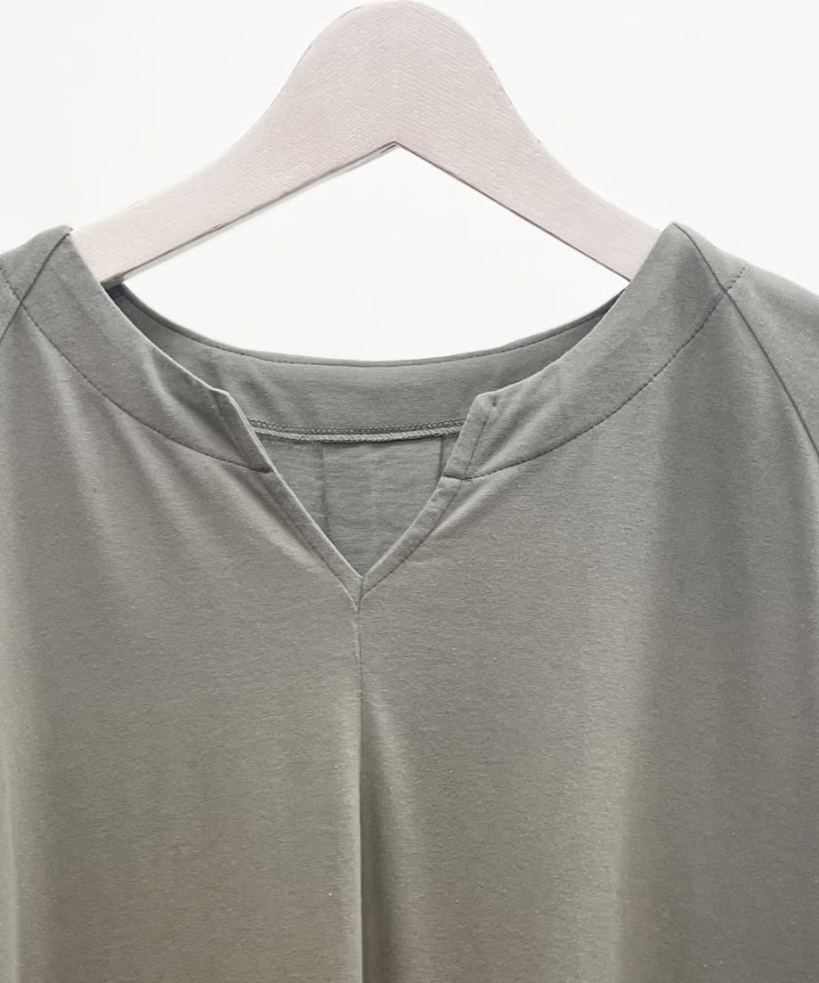 パジャマの次に着るワンピース、日常のユニフォーム　ナナイロトイロ　チュニックワンピース