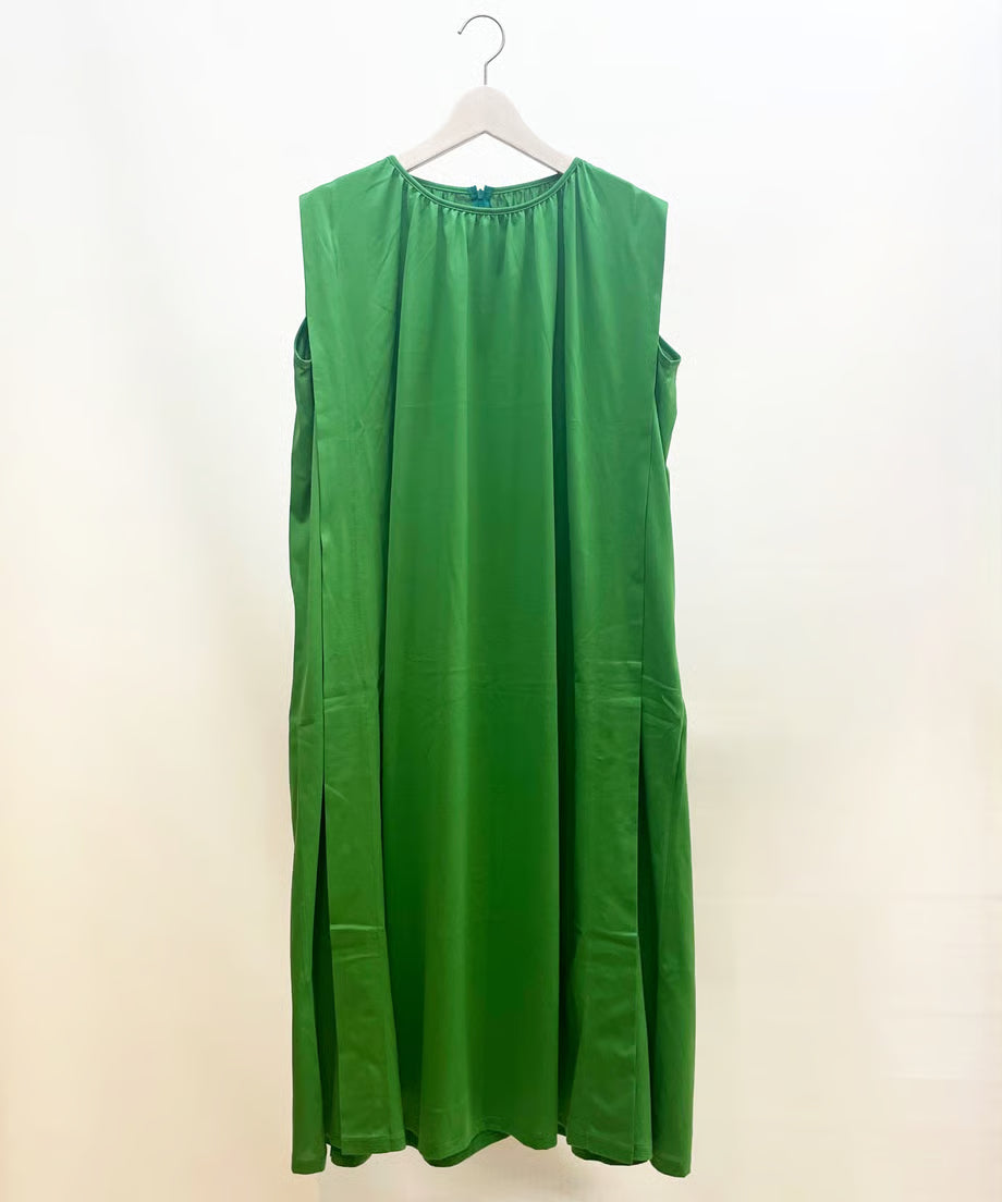 パジャマの次に着るワンピース、日常のユニフォーム　ナナイロトイロ　コットンワンピース